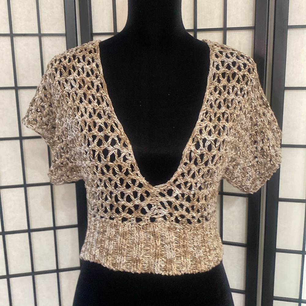 Bebe knitted top Msz worn once see the pictures for best references please